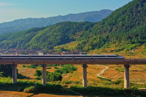 Vietnam & China: Hanoi to Kunming by Rail