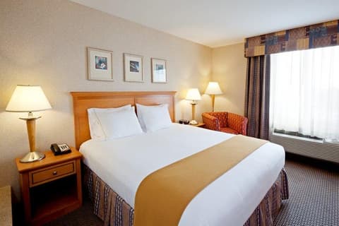 Holiday Inn Express Brooklyn