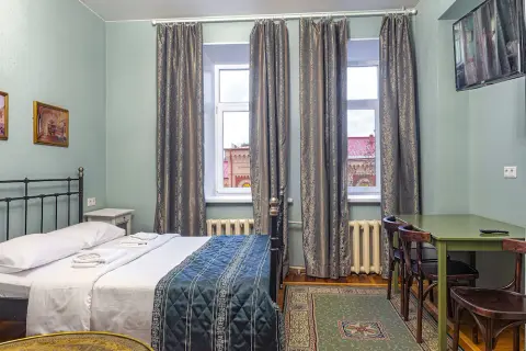 Friends Rooms On Vosstaniya