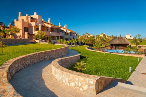 Ona Hacienda del Álamo Golf Apartments