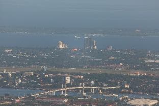 Mahayahay Lodge And Restaurant