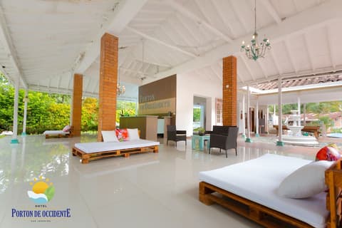 Portón De Occidente By Bernalo Hotels