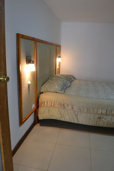 Bamboo Village Place, 