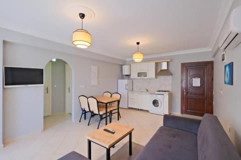 Gold Lion Apart Hotel