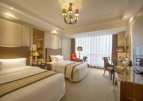 Titan Central Park Hotel Xi'an