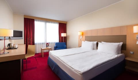 Cosmos Saint-Petersburg Pribaltiyskaya Hotel; a member of Radisson Individuals