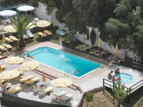 Monica Isabel Beach Club 3*, 