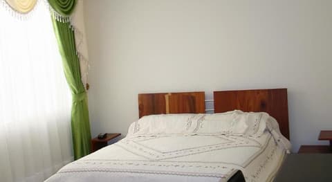 Apartahotel Vincent Suites