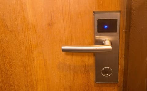 Shangri-la Boutique Hotel