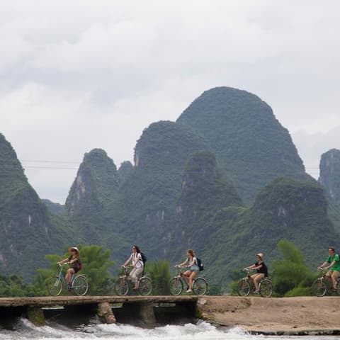 China: National Parks & Vibrant Cities