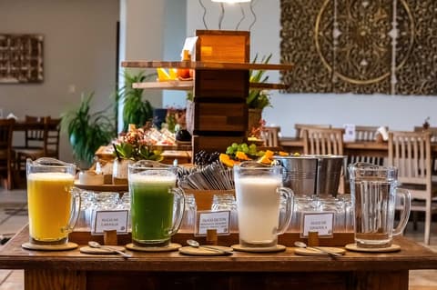 Hotel Pontal de Ubu