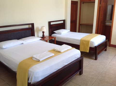 Gloria-Galápagos Inn, Guest room
