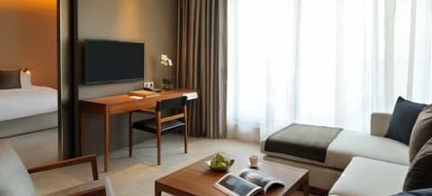 INTERCONTINENTAL DUBAI MARINA.