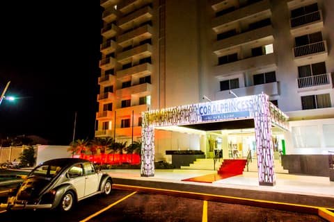 Coral Princess Hotel & Dive Resort