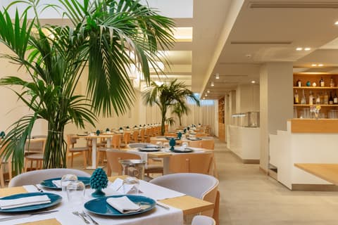 Albatros Beach Hotel - Letojanni