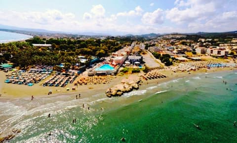 Chrispy Beach Resort