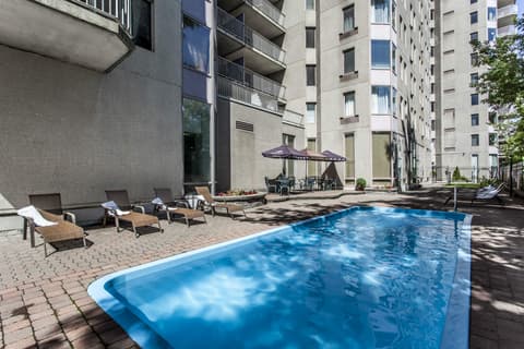 Le Nouvel Hotel