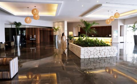 The Sens Riviera by Oasis