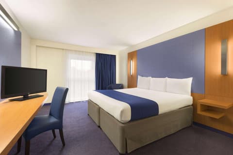 Ramada London North M1