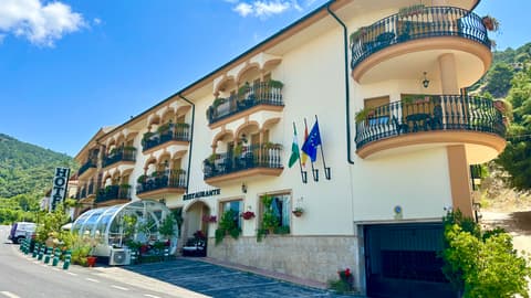 HOTEL RESTAURANTE El CURRO