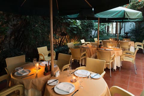 Hotel Presidente, Terrace