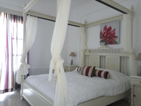 Suites Blue Hotel and Spa