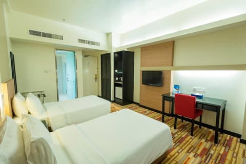 Harbour View Hotel 