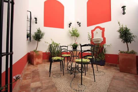 Casa Baños de la Villa