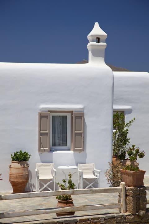 Elenis Village Suites