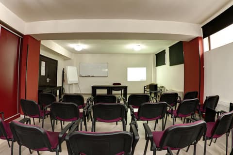 Avis Hotel By WS Hotel Group