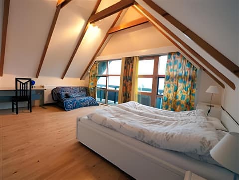 Reykjavik Peace Center, Room