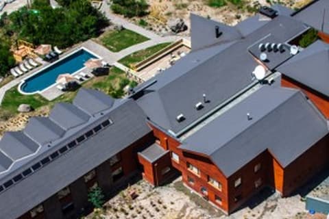 Noi Puma Lodge
