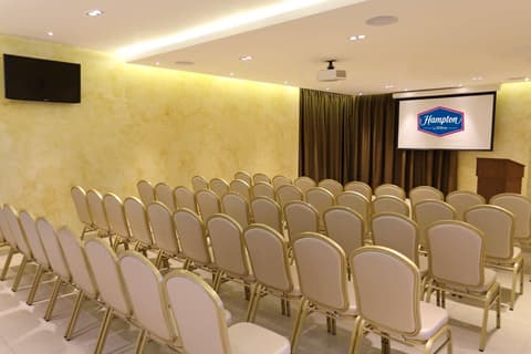 Hampton By Hilton Panama