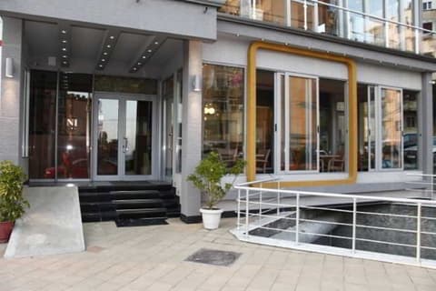 Nais Beach Durres, General view