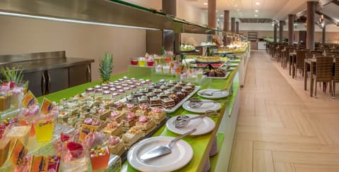 Magic Natura Animal, Waterpark & Polynesian Resort, Restaurant