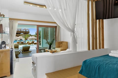 Alia suites & Alia beachfront suites and spa