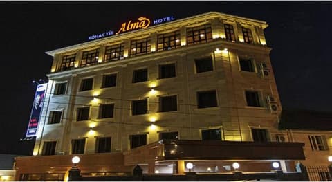 Alma Hotel
