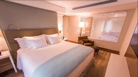 Vogal Luxury Beach Hotel & Spa