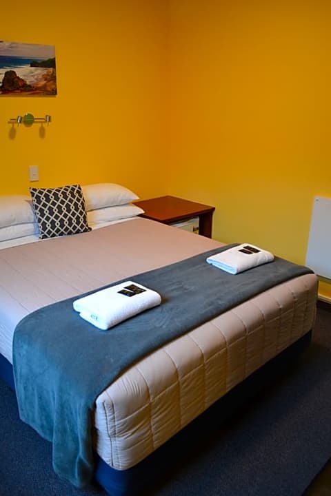 Franz Josef Montrose Hostel Lodge, General view