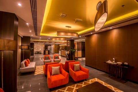 Carnelian Glory Bower Hotels