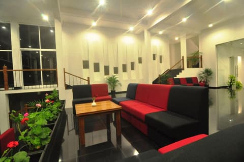 Hotel Heavens Edge