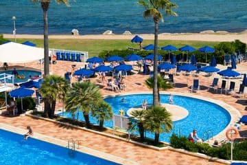 SUNWING RESORT AND SPA, 