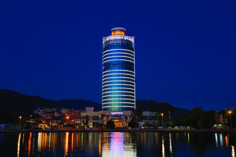 WYNDHAM GRAND IZMIR OZDILEK