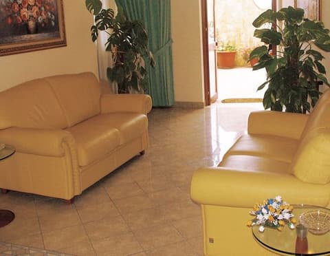 GRAN RESIDENCE MARISA, 