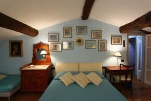 IL FIORE ALL'OCCHIELLO