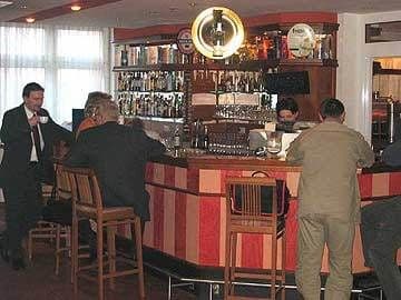 QUALITY HOTEL DRESDEN WEST