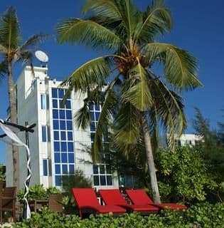 RIVETHI BEACH (RB) HOTEL