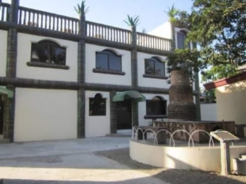 DDD HABITAT BACOLOD APARTMENTS