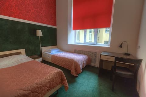 HOTEL DEMOCRAT ON KAMENNOOSTROVSKY 26-28