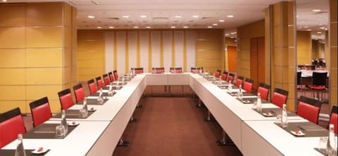 SOFITEL BUDAPEST CHAIN BRIDGE